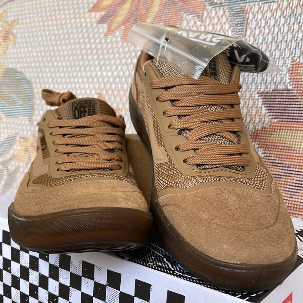 Vans Men’s Ave
Tobacco/Gum
VN0A5JIBLV9
Sneakers - Picture 7 of 16